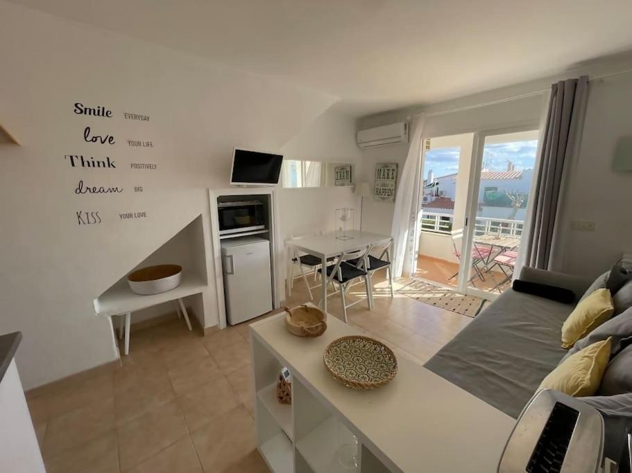 Algaiarens Apto Con Piscina Y Junto A La Playa Cala'N Blanes  Ngoại thất bức ảnh